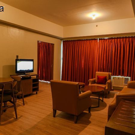 La Mirada Hotel Cebu Esterno foto