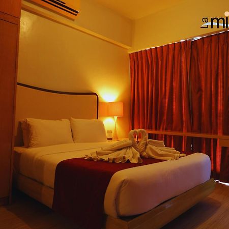 La Mirada Hotel Cebu Esterno foto