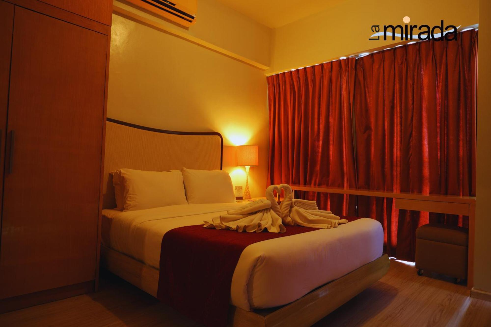 La Mirada Hotel Cebu Esterno foto